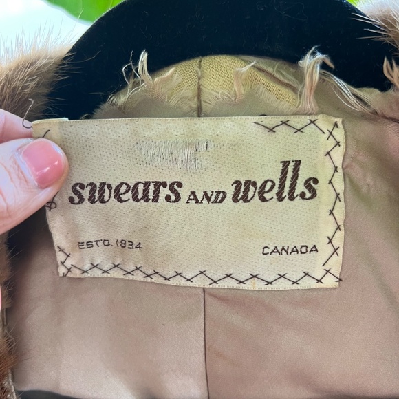 Mink Shaw - Picture 2 of 4